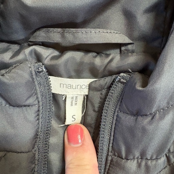 Maurice’s Black Coat - Picture 4 of 4